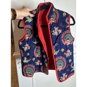 Vintage Reversible Chinese Red And Blue Print Quilted Women’s Vest Buttons